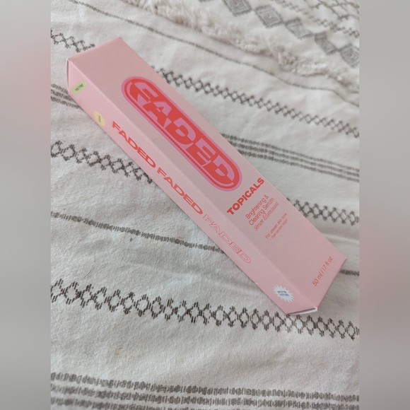 Faded Brightening & Clearing Serum - Pink - Picture 5 of 6